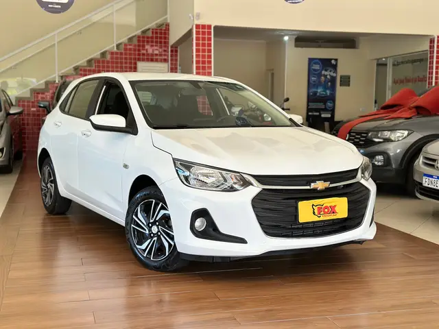 Carro Chevrolet Onix 2025 LT 1.0 Turbo