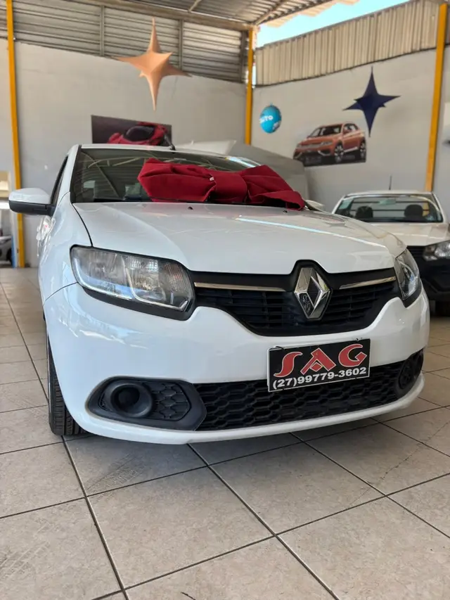 Carro Renault Sandero 2015 Expression 1.0 16V (Flex)