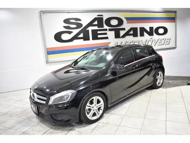 Carro Mercedes-Benz Classe A  2014 200 Urban 1.6 DCT Turbo