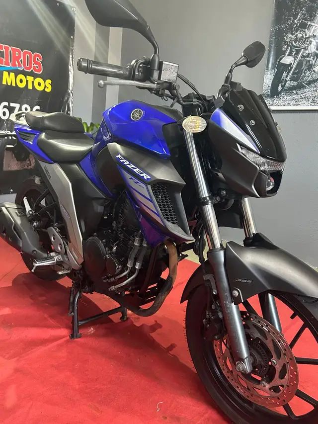 Moto Yamaha YS 250 Fazer 2022 ABS