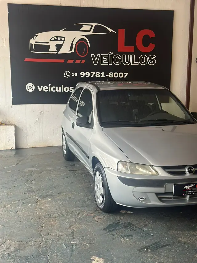 Carro Chevrolet Celta 2001 1.0