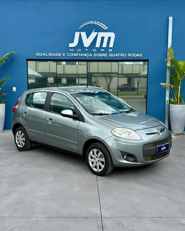 Carro Fiat Palio 2013 Attractive 1.4 8V (Flex)