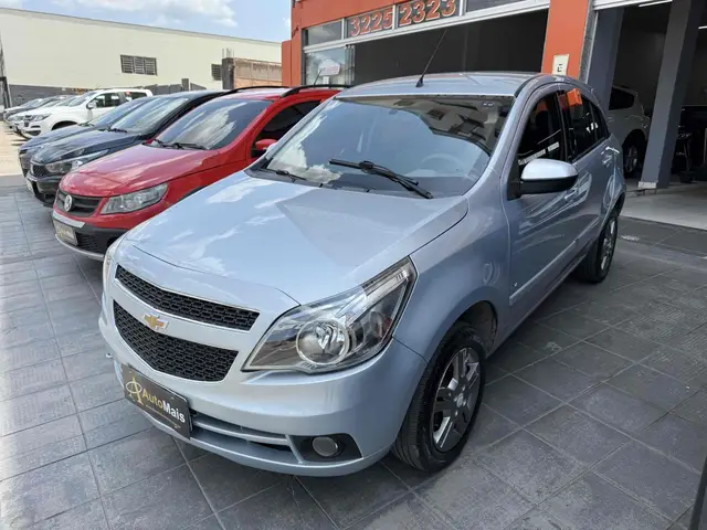 Carro Chevrolet Agile 2011 LTZ 1.4 8V (Flex)