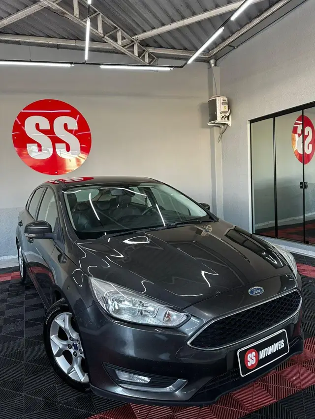 Carro Ford Focus Sedan 2016 2.0 16V/2.0 16V Flex 4p Aut.