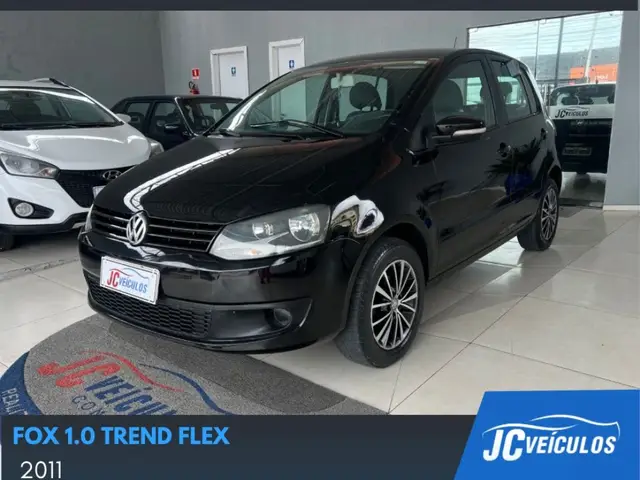 Carro Volkswagen Fox 2011 1.0 8V (Flex) 4p