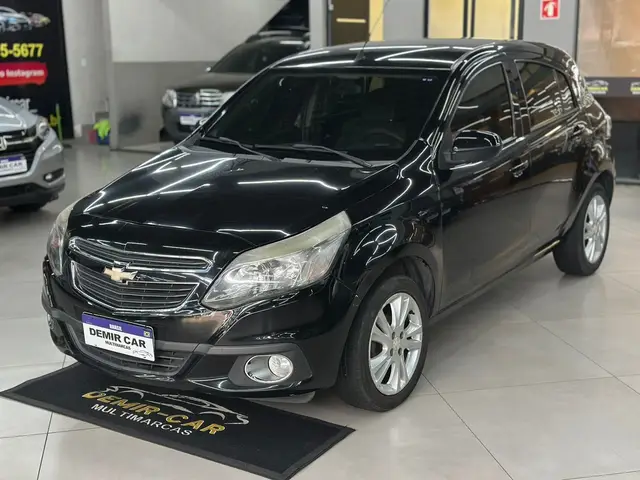 Carro Chevrolet Agile 2014 LTZ 1.4 Easytronic (Flex)