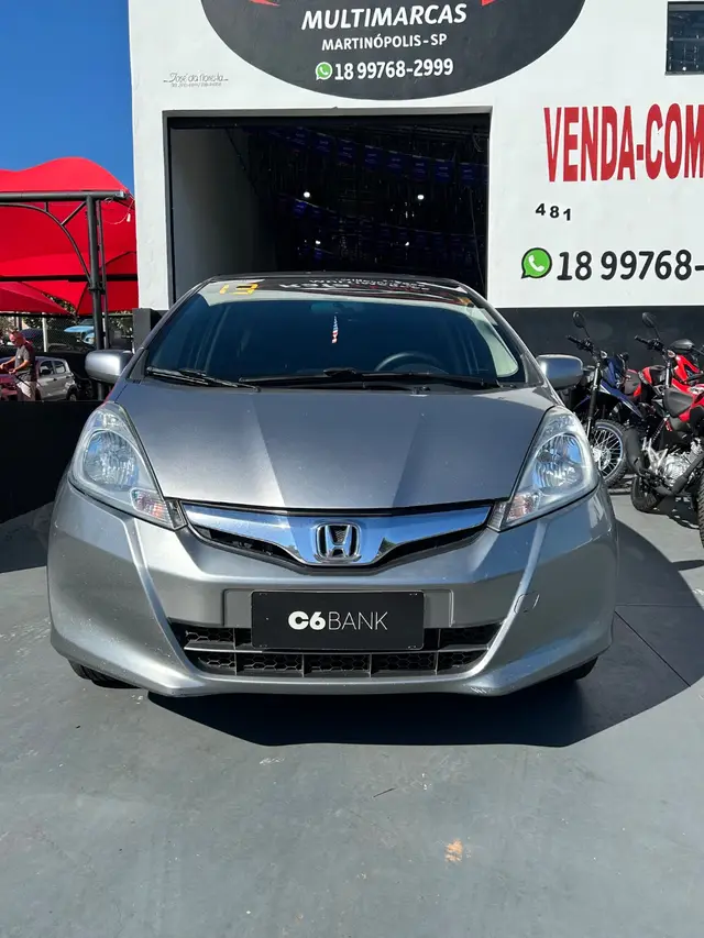 Carro Honda Fit 2013 LX 1.4 (flex)