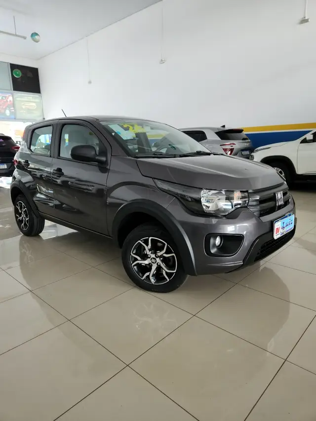 Carro Fiat Mobi 2025 Trekking 1.0