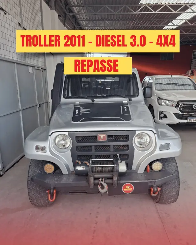 Carro Troller T4 2011 T-4 4x4 3.0 TB Int. Cap. Rígida Diesel
