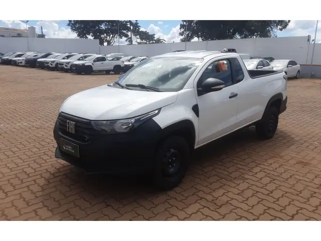 Carro Fiat Strada 2025 Endurance 1.3 Flex 8V CS