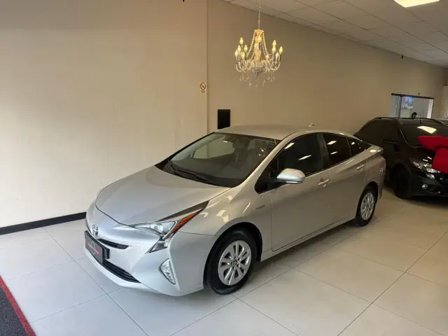 Carro Toyota Prius 2016 Hybrid 1.8 16V 5p (Aut)