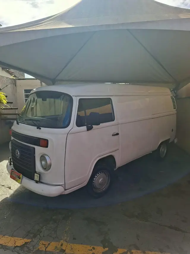 Carro Volkswagen Kombi Furgão 2014 Kombi Furgao 1.4 (Flex)