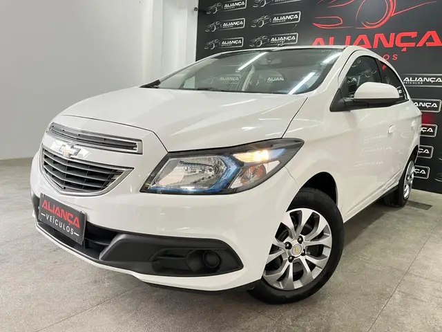 Carro Chevrolet Prisma 2015 1.4 LT SPE/4 (Aut)