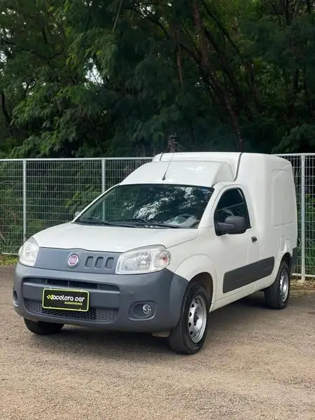 Carro Fiat Fiorino 2021 1.4 Ambulância (Flex)