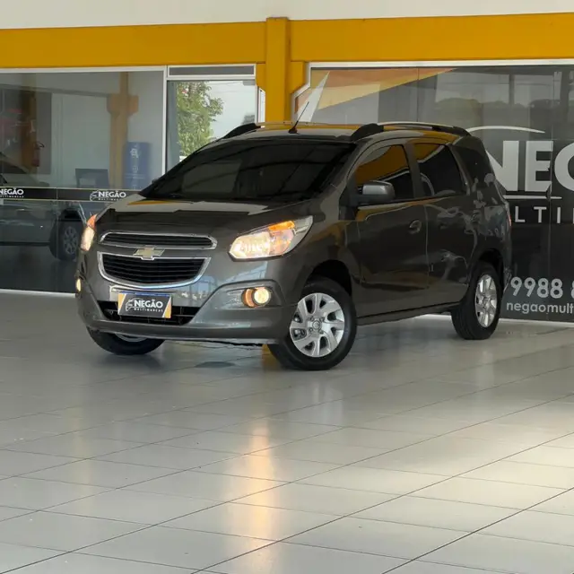 Carro Chevrolet Spin 2015 LTZ 7S 1.8 (Flex)
