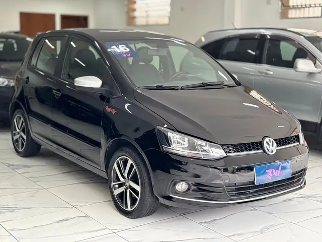 Carro Volkswagen Fox 2016 1.6 MSI Rock in Rio (Flex)