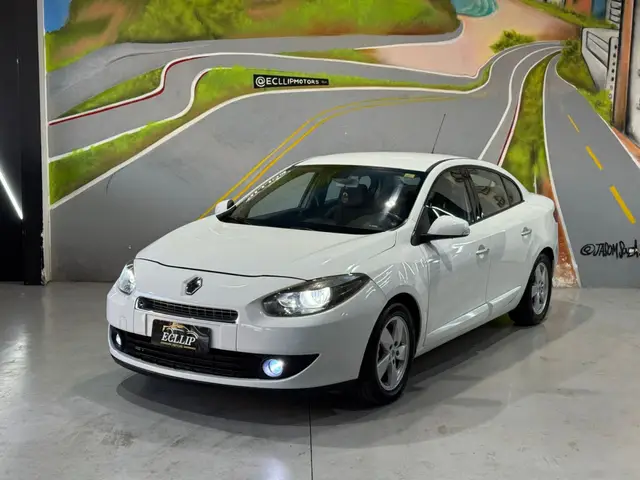 Carro Renault Fluence 2013 2.0 16V Dynamique (Flex)