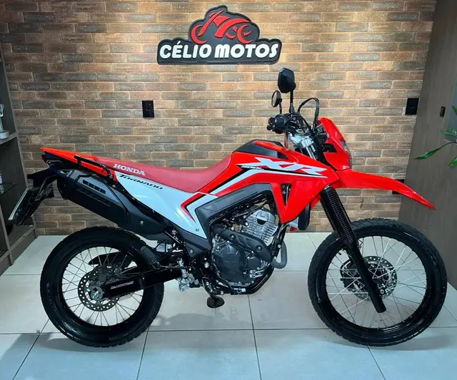 Moto Honda XR 300L 2026 Tornado