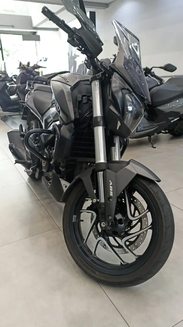 Moto Bajaj Dominar 400 2025 DOMINAR 400