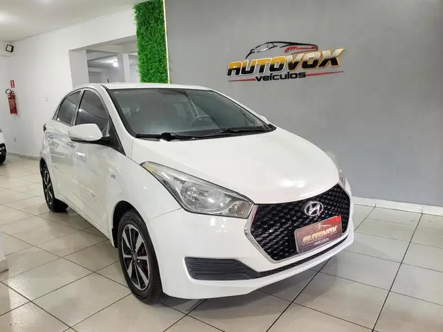 Carro Hyundai HB20 2017 1.6 Comfort Plus (Aut) (Flex)