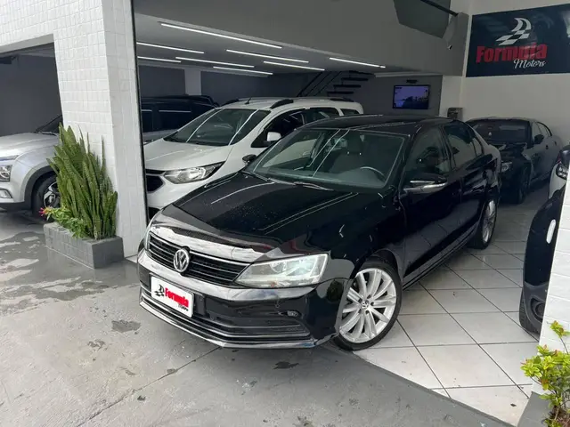 Carro Volkswagen Jetta 2016 1.4 TSI Trendline