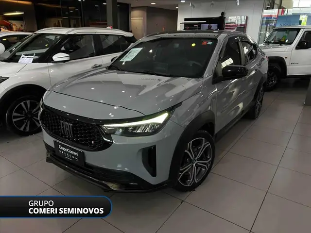 Carro Fiat Fastback 2025 Turbo 200