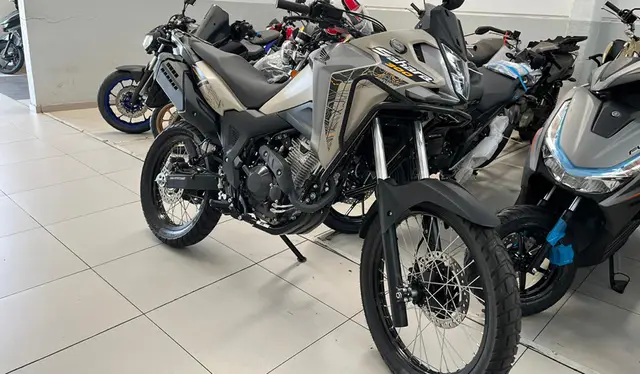 Moto Honda XRE Sahara 300 2025 ABS