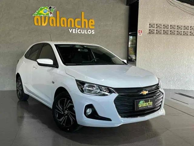 Carro Chevrolet Onix Plus 2024 LT 1.0