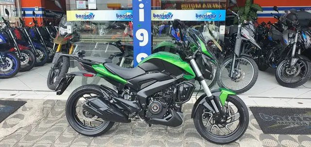 Moto Bajaj Dominar 400 2023 D400 T