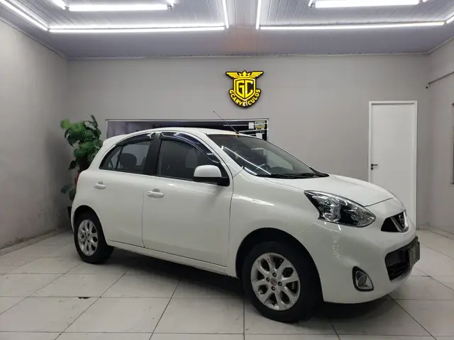 Carro Nissan March 2017 1.0 12V SV (Flex)