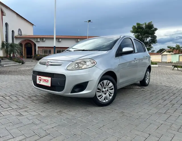 Carro Fiat Palio 2015 Attractive 1.0 Evo (Flex)