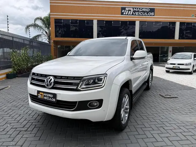 Carro Volkswagen Amarok 2016 2.0 CD 4x4 TDi Highline (Aut)
