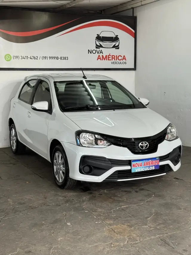Carro Toyota Etios 2021 X Plus 1.5 (Aut) (Flex)