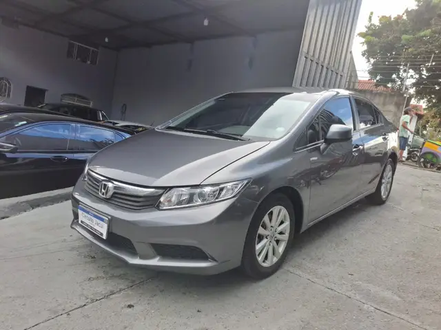 Carro Honda Civic 2012 New  LXS 1.8 16V i-VTEC (Flex)