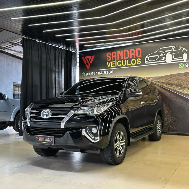 Carro Toyota SW4 2018 2.7 SRV 7L 4x2 (Aut) (Flex)