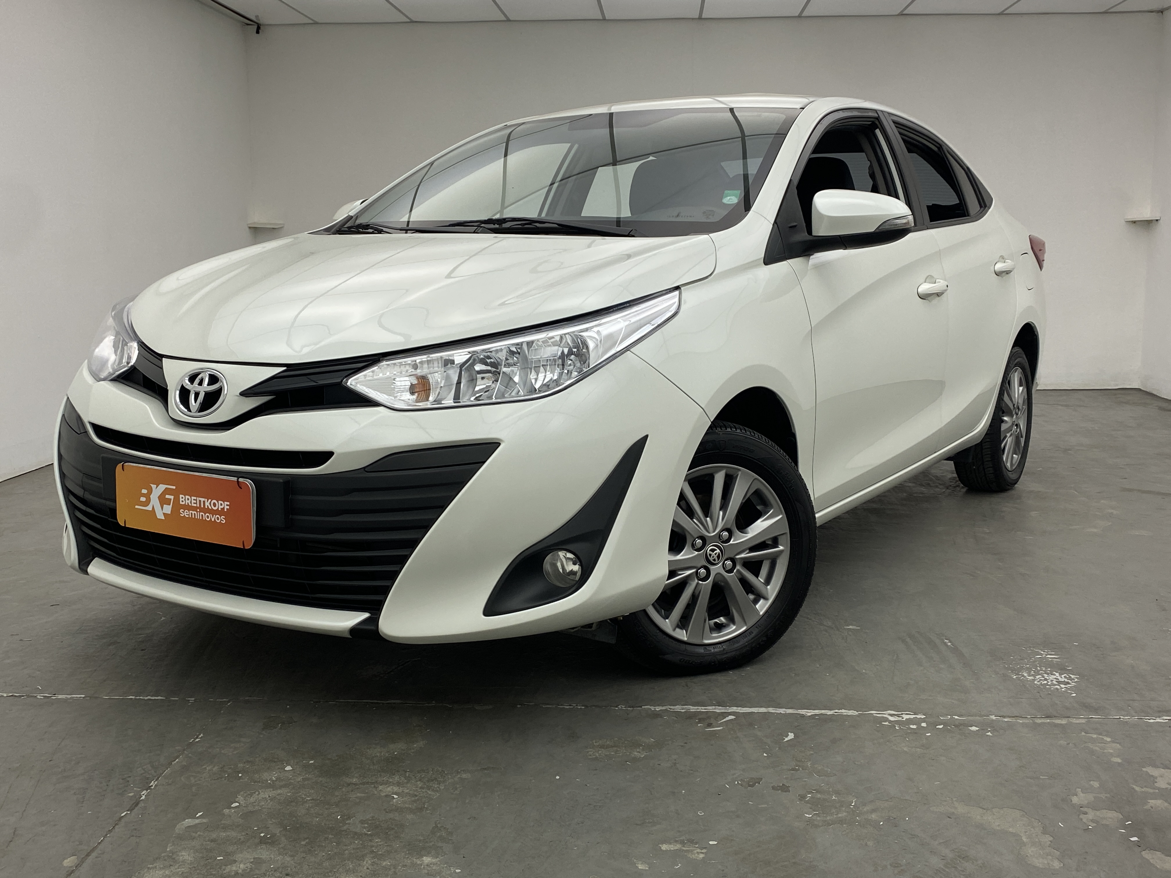 toyota 1.5 xl plus tech cvt (flex)