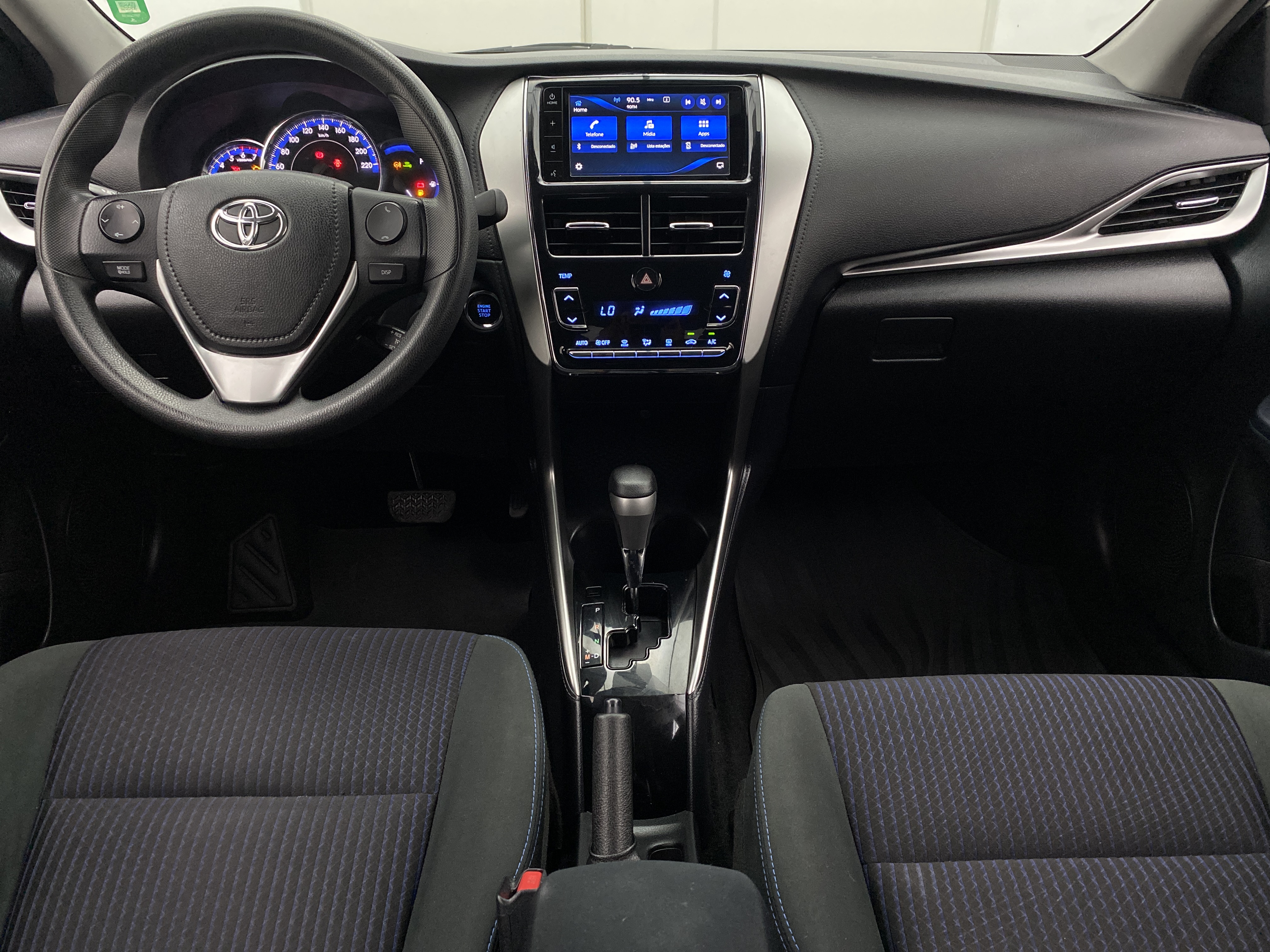 toyota yaris sedan 1.5 xl plus tech cvt (flex)