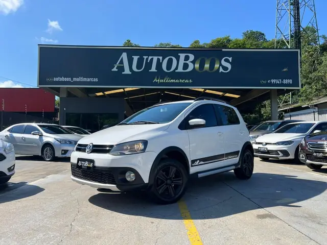 Carro Volkswagen CrossFox 2012 1.6 VHT (Flex)