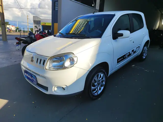 Carro Fiat Uno 2012 Economy 1.4 8V (Flex) 2P