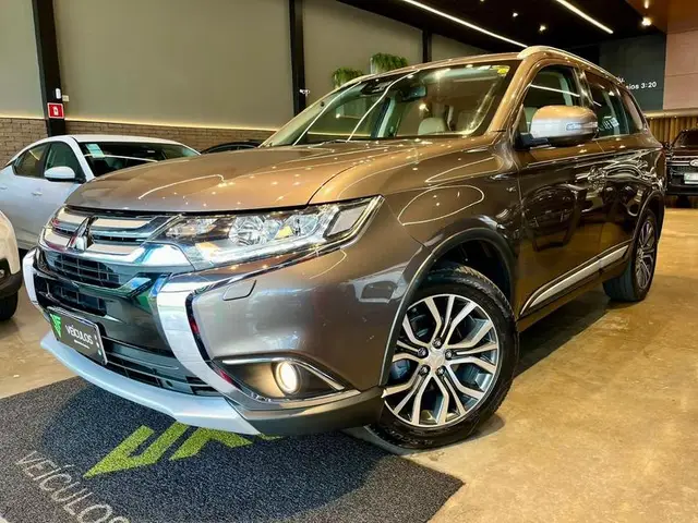 Carro Mitsubishi Outlander 2018 3.0 V6 GT Mid 4WD