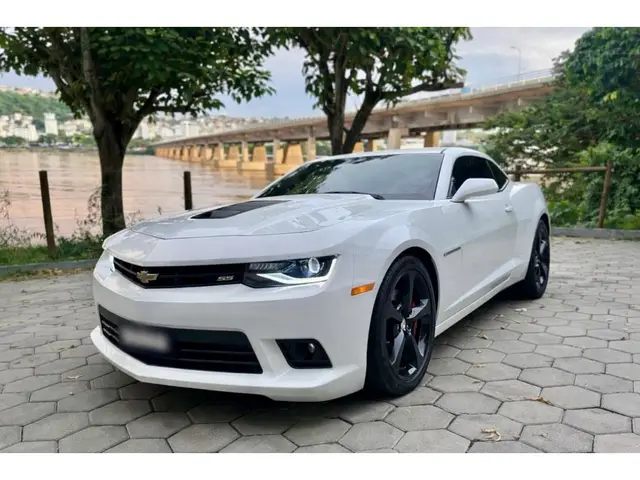 Carro Chevrolet Camaro 2014 SS 6.2