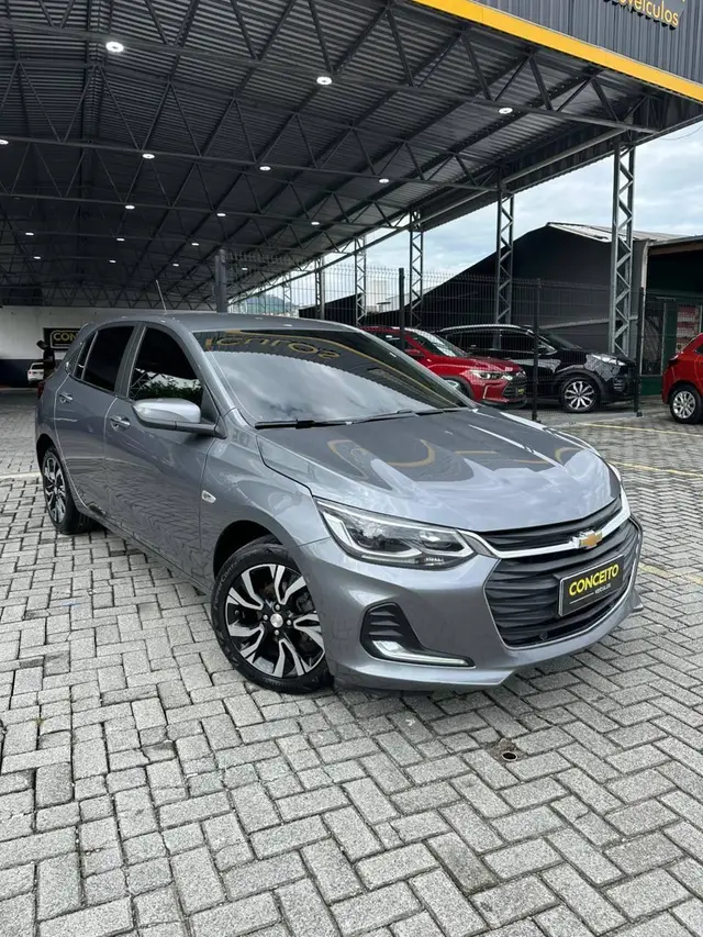 Carro Chevrolet Onix 2023 1.0