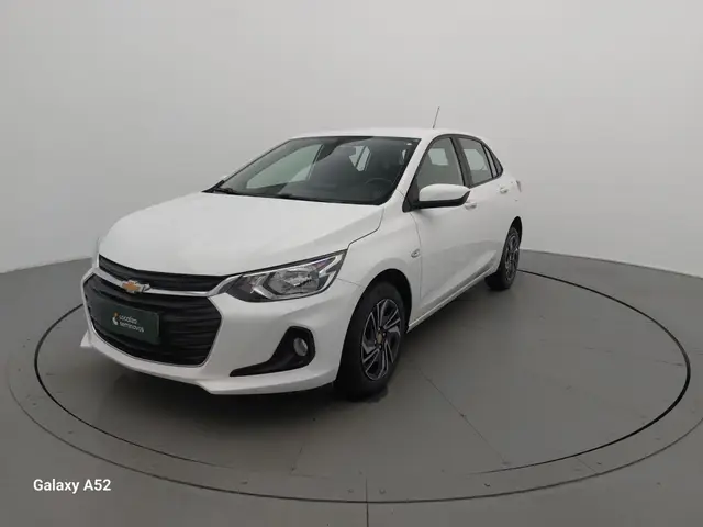 Carro Chevrolet Onix Plus 2024 LT 1.0