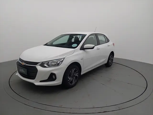 Carro Chevrolet Onix Plus 2024 LT 1.0
