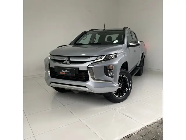 Carro Mitsubishi L200 Triton 2024 Sport HPE-S 2.4