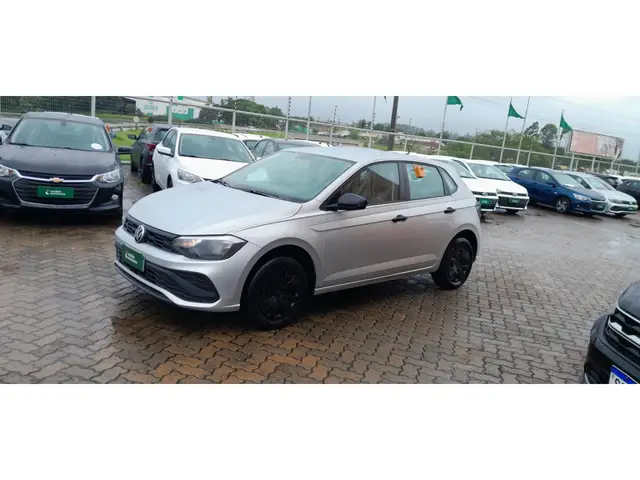 Carro Volkswagen Polo 2025 Track 1.0 Flex 12V 5p