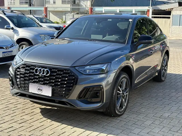 Carro Audi Q5 2022 SB Perf. 2.0 TFSIe S.Tr. Qt (Hib.)