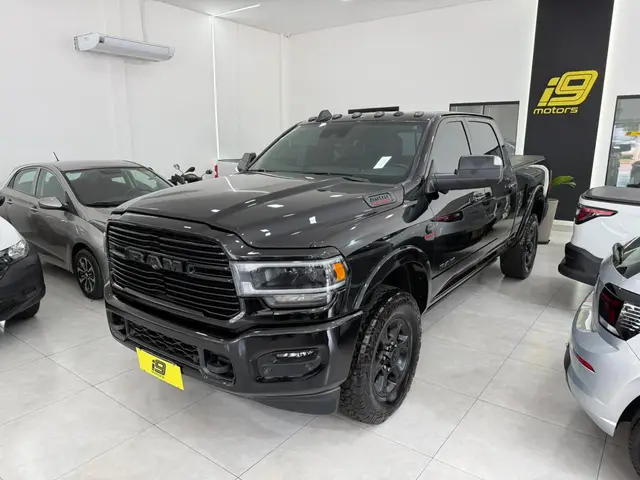 Carro Ram 2500 2022 Night Edition 6.7 turbodiesel 4X4 (Aut)