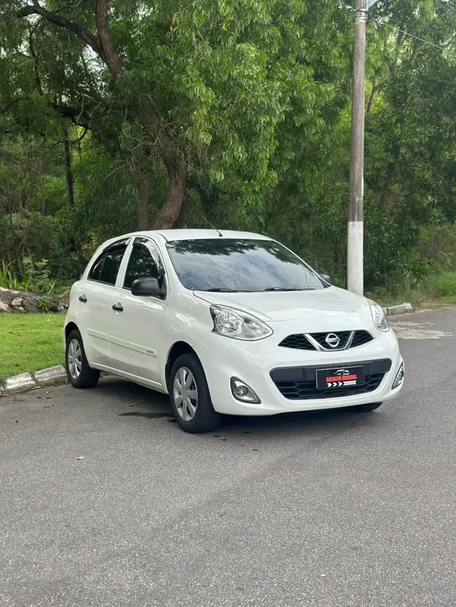 Carro Nissan March 2016 1.0 12V S (Flex)
