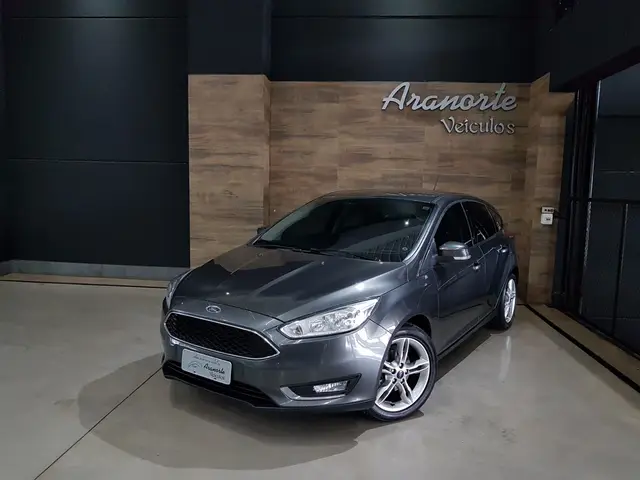 Carro Ford Focus Hatch 2018 SE 1.6 16V TiVCT